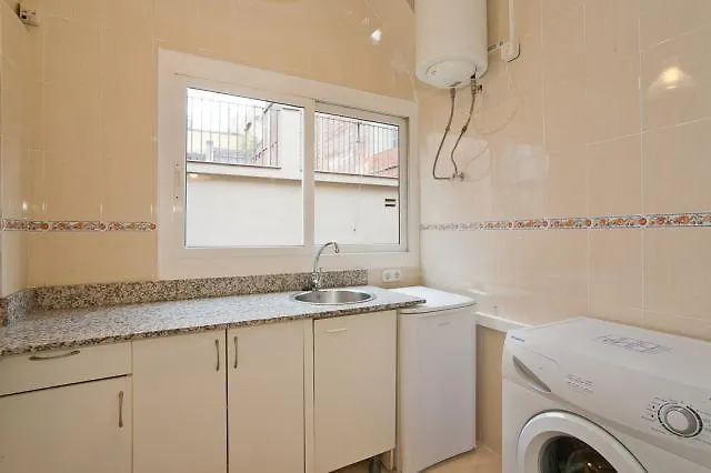 Studio Mozart Center Apartment Barcelona Spain