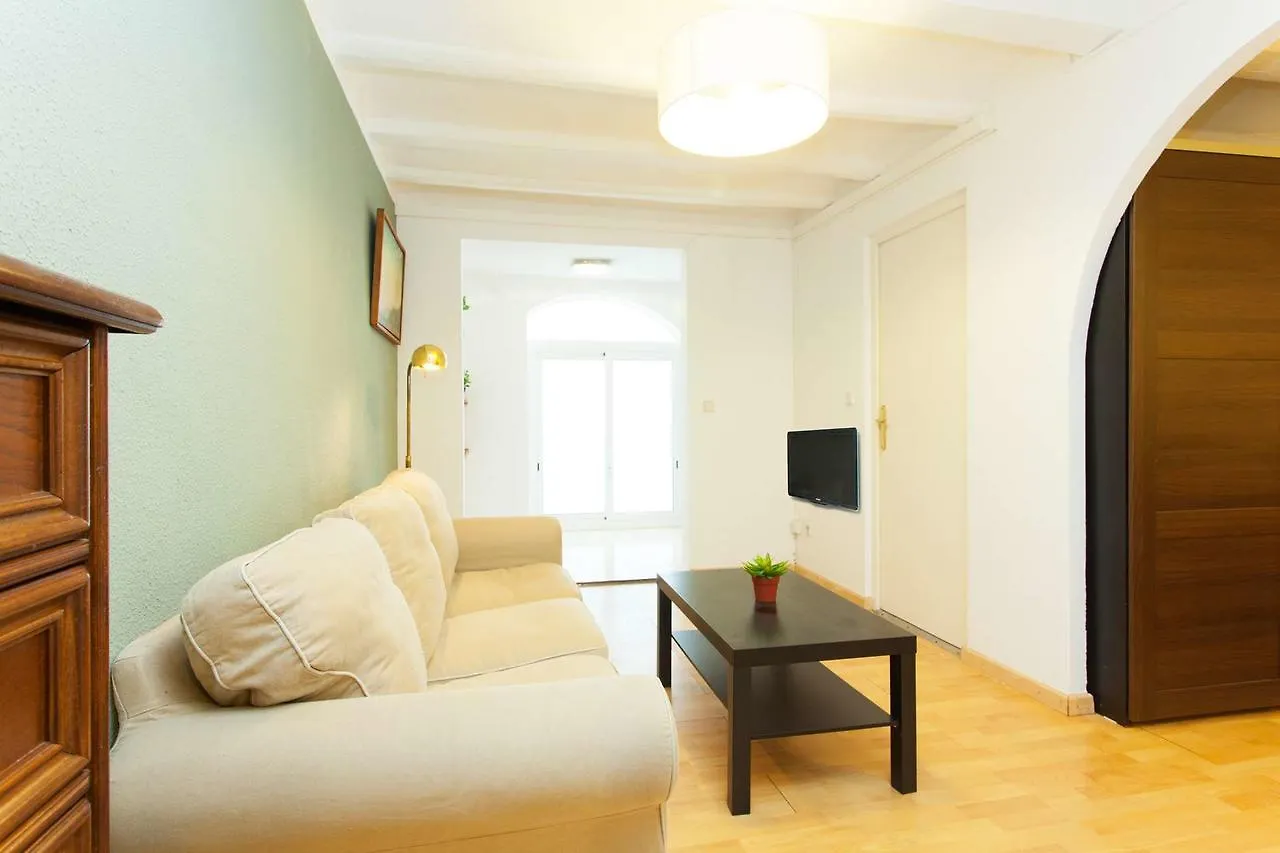 Studio Mozart Center Apartment Barcelona
