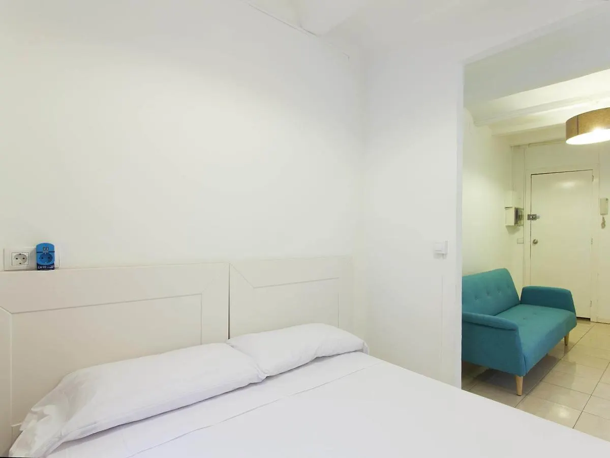 Studio Mozart Center Apartment Barcelona