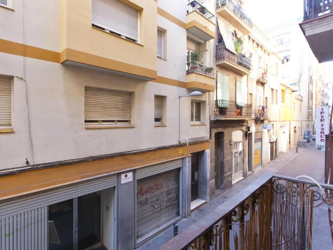 Studio Mozart Center Apartment Barcelona