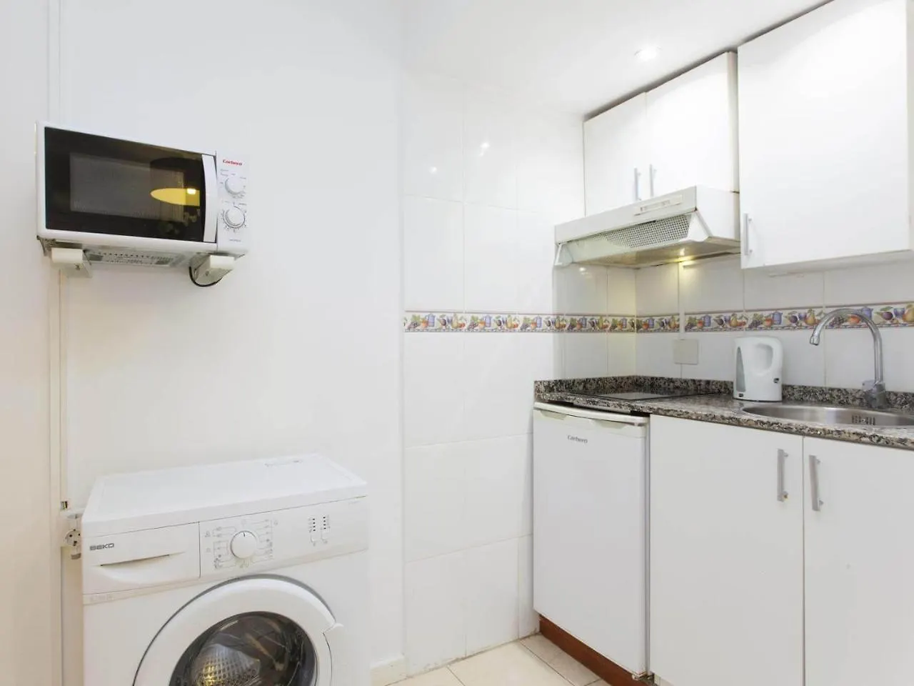 Studio Mozart Center Apartment Barcelona