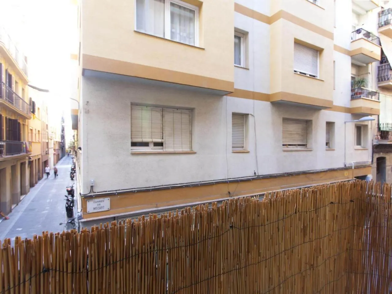Studio Mozart Center Apartment Barcelona Spain